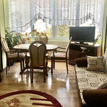 La Symo Apartament Straja Lupeni Lupeni  Eksteriør billede