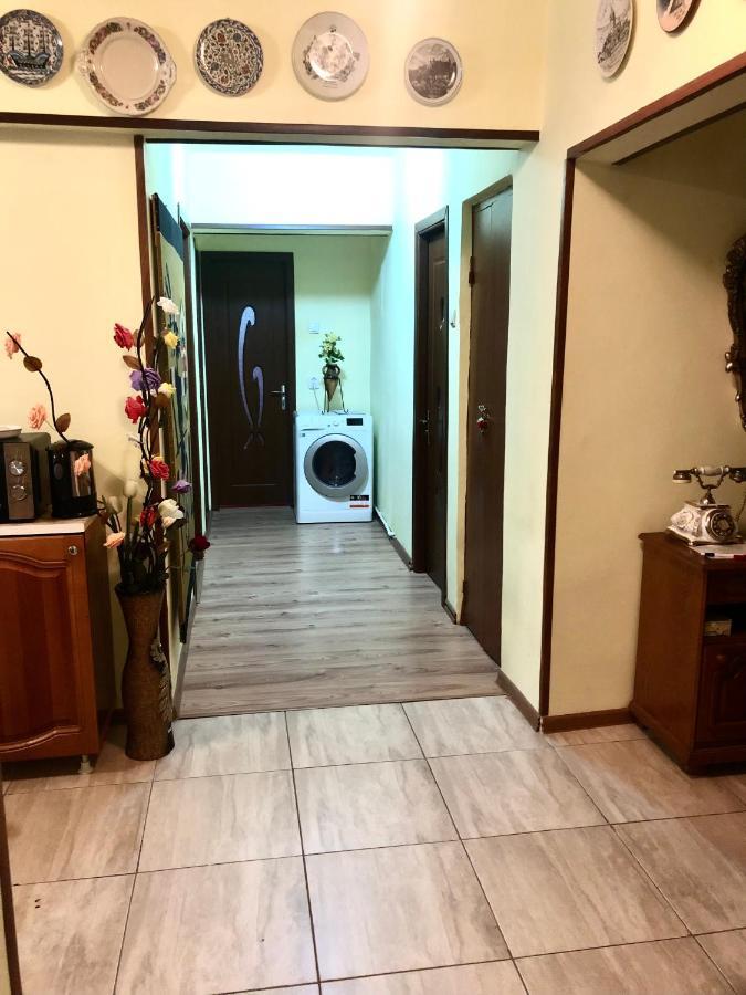 La Symo Apartament Straja Lupeni Lupeni  Eksteriør billede